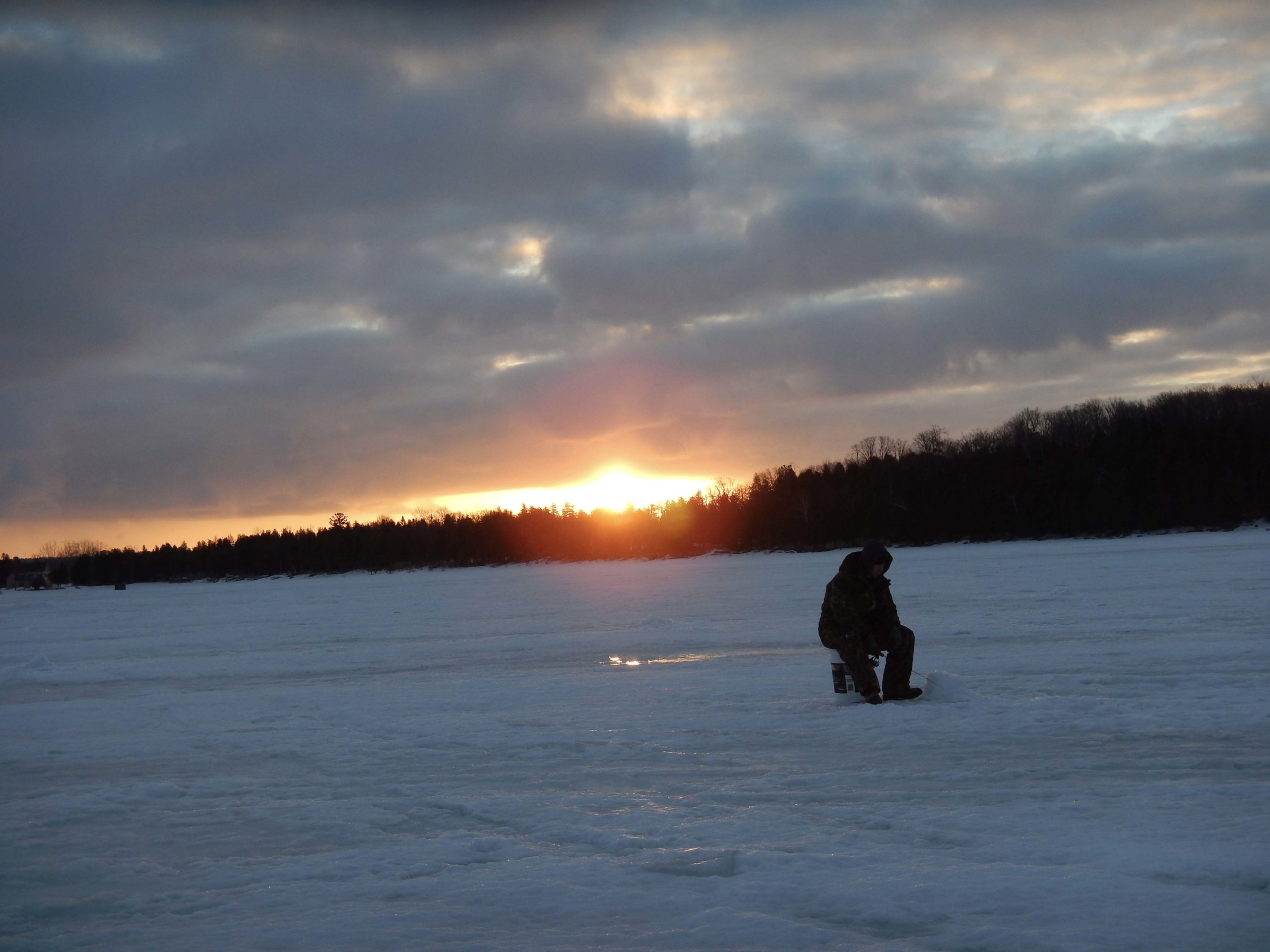 Ice Fishing Tip-Ups | Trophy Ice Fishing