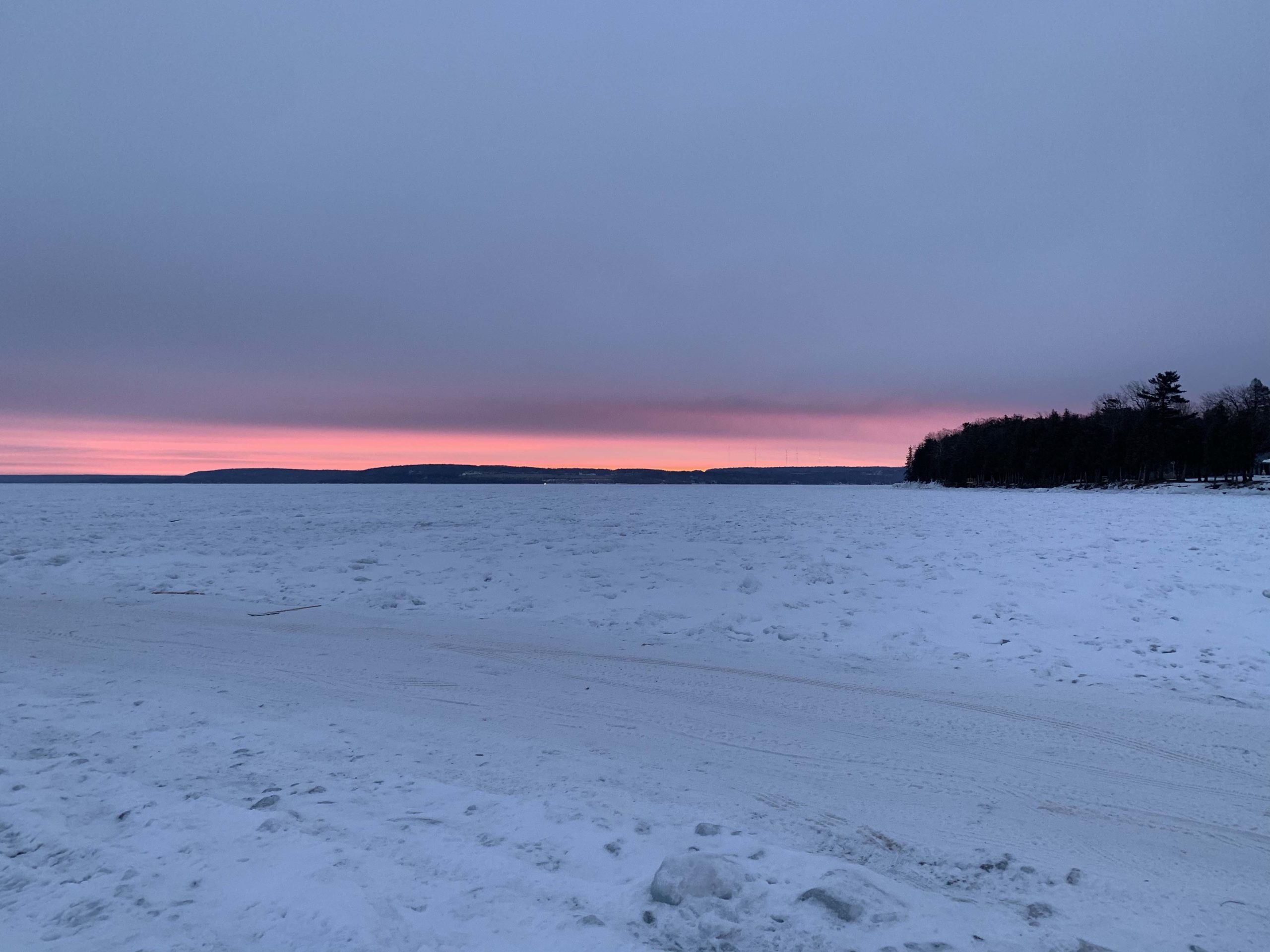 Fishing 101: What Every Ice Fisher Visiting Sturgeon Bay Must Know – Door  County Today